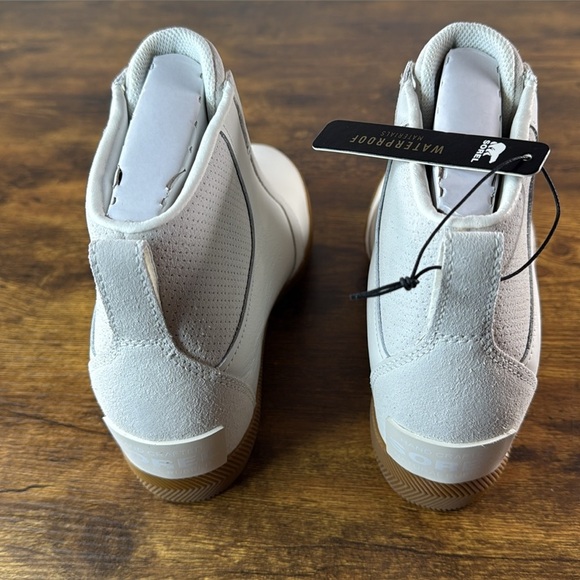 NWT Sorel Women's White Leather Winter Boots - Picture 6 of 12